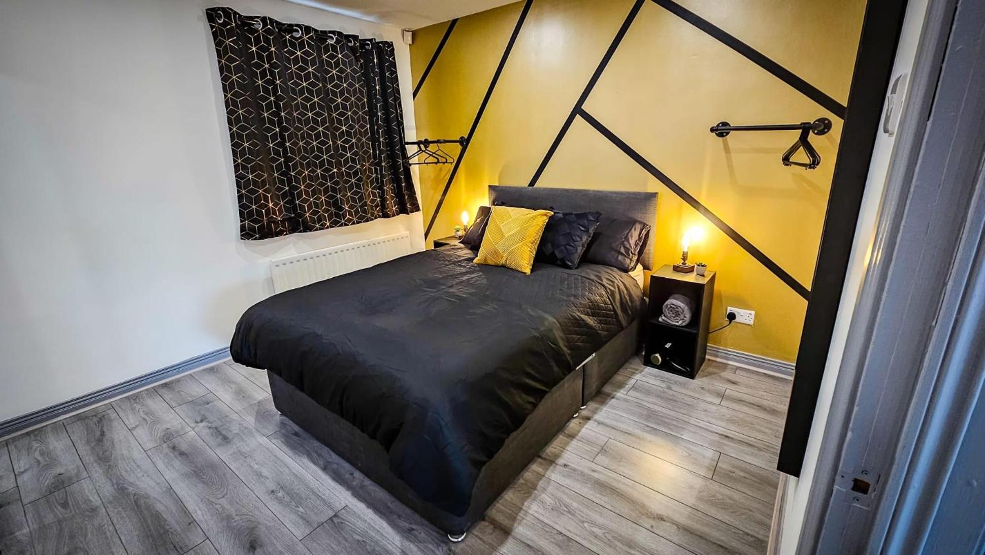 Modern City Centre Apartment Belfast Exterior photo